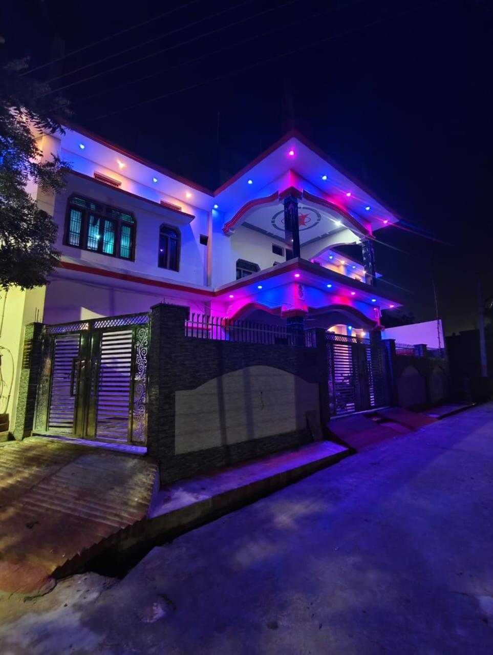 Shree Ram Guest House Near Ram Mandir Ayodhya Extérieur photo